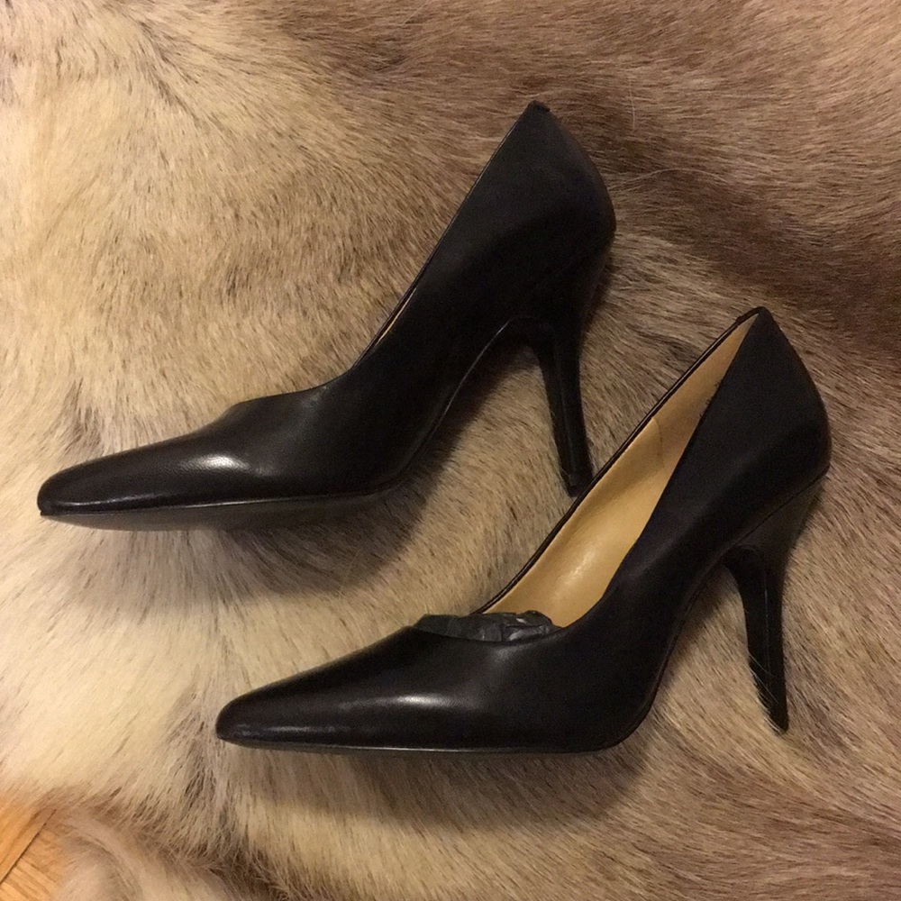 NIB Nine West Black heels